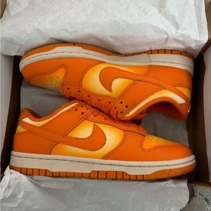 Nike SB dunks low size 7 women's